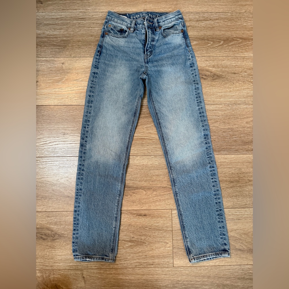 American Eagle Outfitters Light Blue Women's Mom Jeans